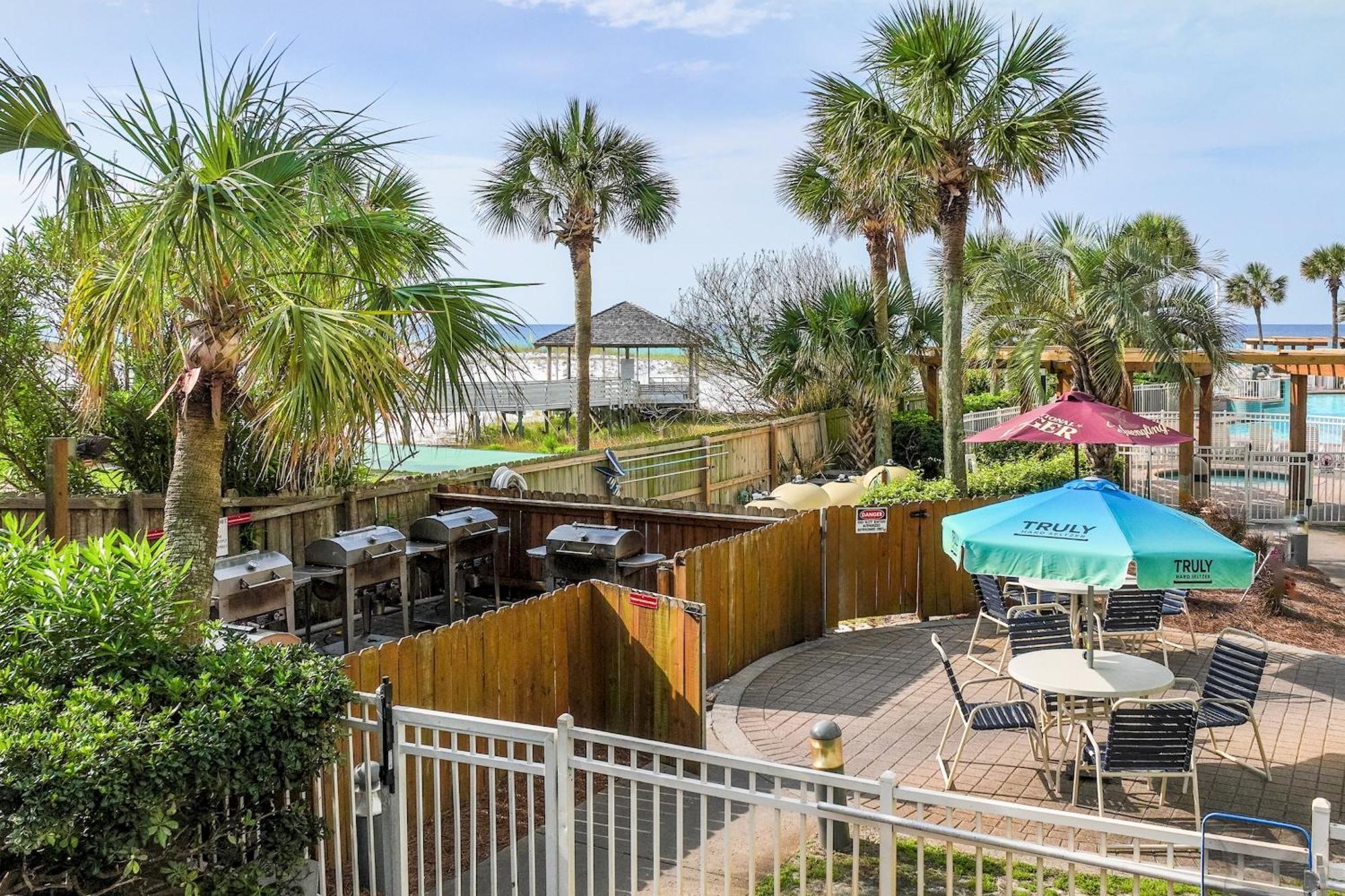 Pelican Beach Resort By Panhandle Getaways Дестин Экстерьер фото